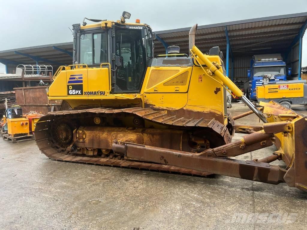 Komatsu 65 PX-17 Spycharki gąsienicowe