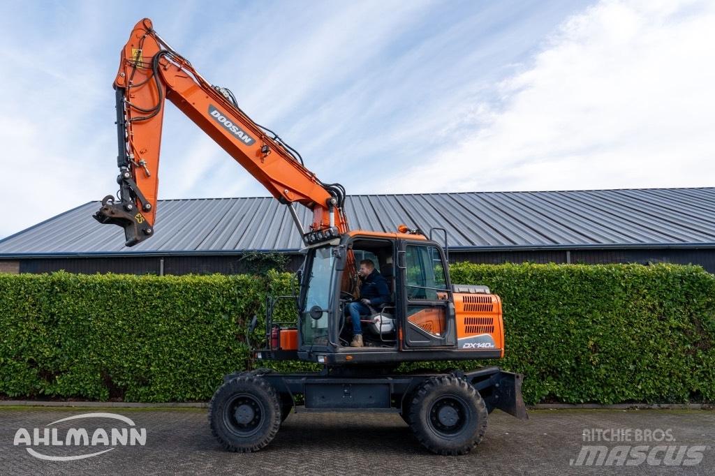 Doosan DX140W-5 Koparki kołowe