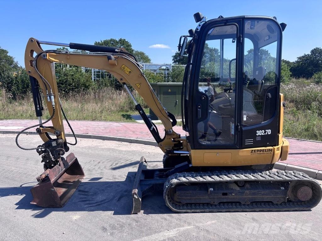 CAT 302.7D Minikoparki