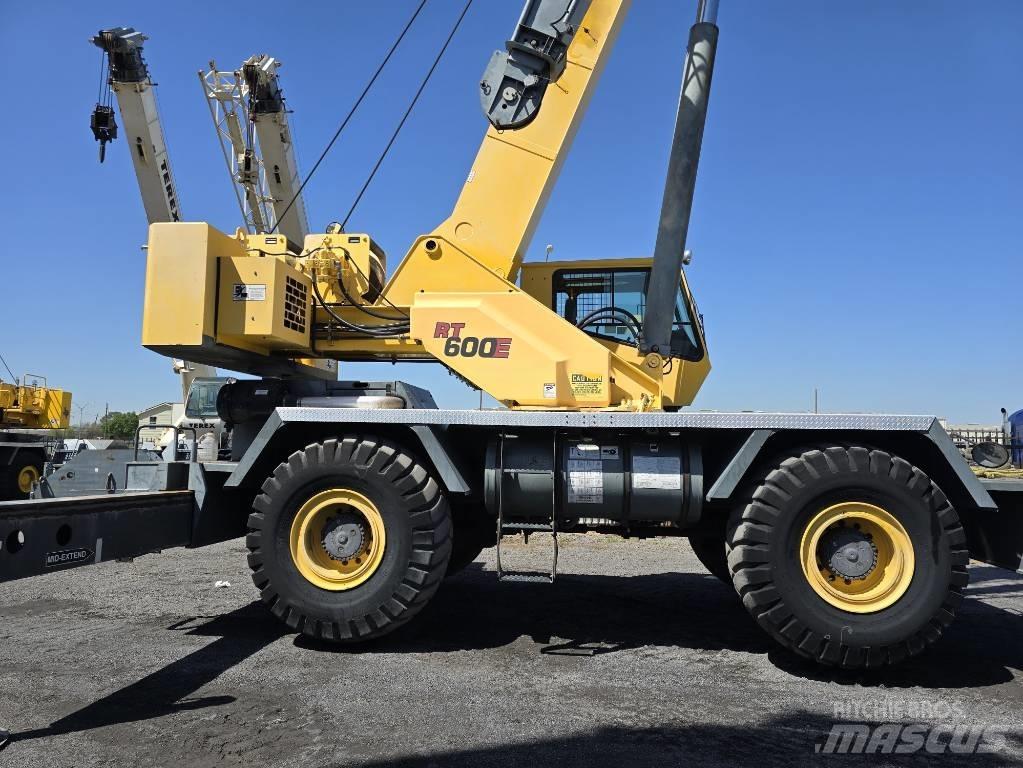Grove RT 600 E Żurawie terenowe