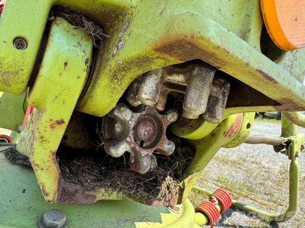 CLAAS VOLTO670 Zgrabiarki i przetrząsacze
