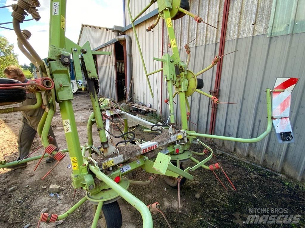 CLAAS VOLTO670 Zgrabiarki i przetrząsacze