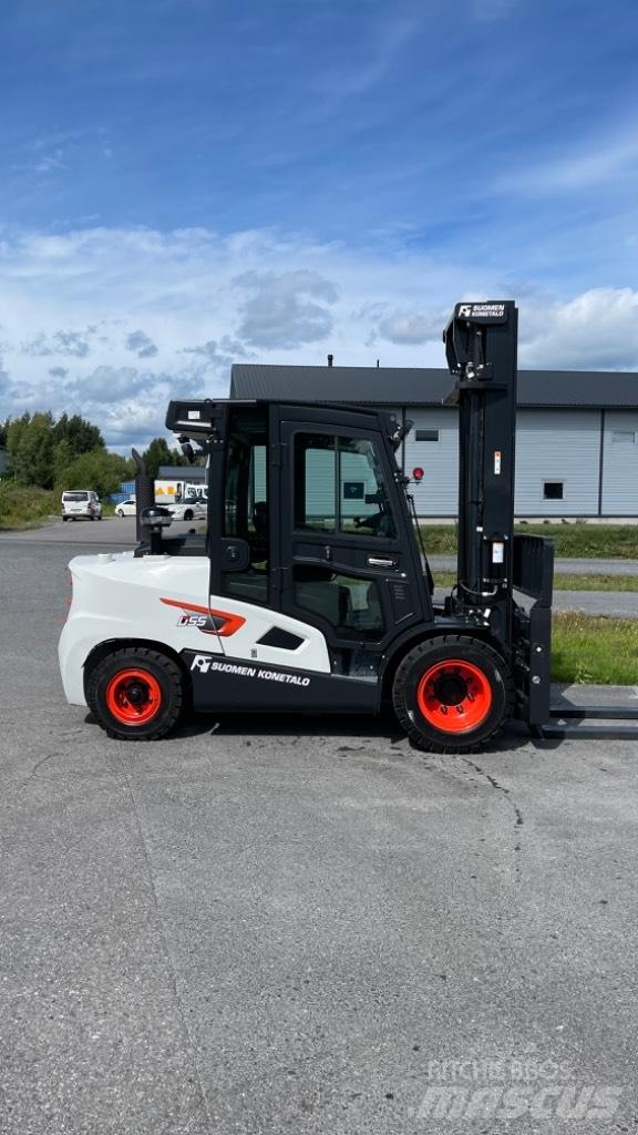 Bobcat D55C-9 Diesel Wózki Diesla