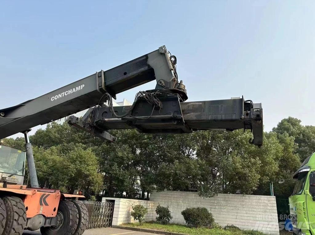 Kalmar M 517 Wózki typu Reachstacker