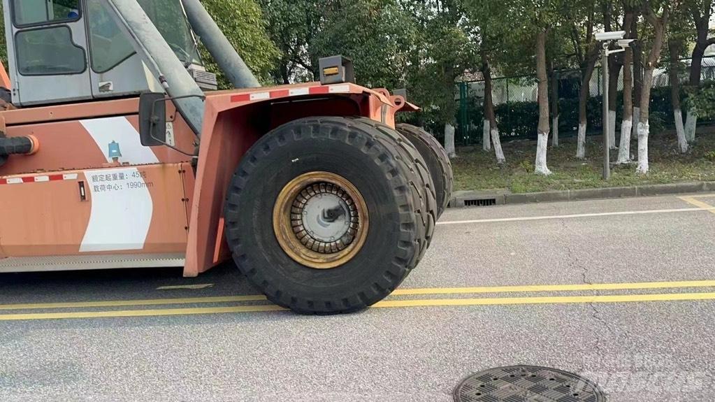 Kalmar M 517 Wózki typu Reachstacker