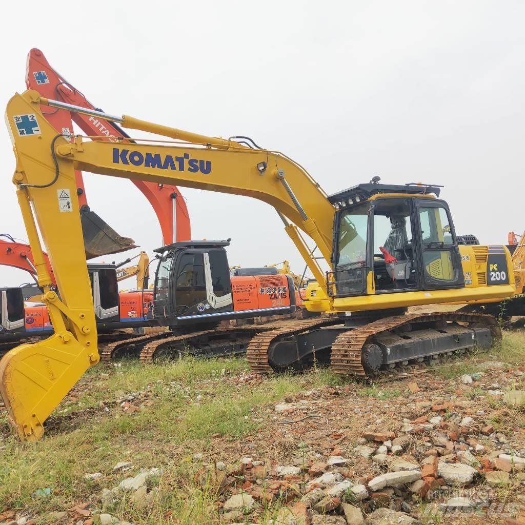Komatsu PC200-8 Koparki gąsienicowe