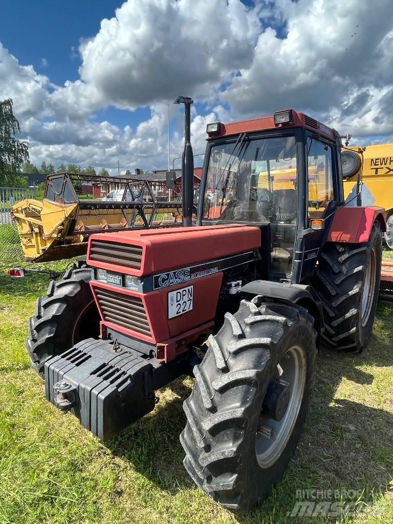 Case IH 1056 XL A Ciągniki rolnicze