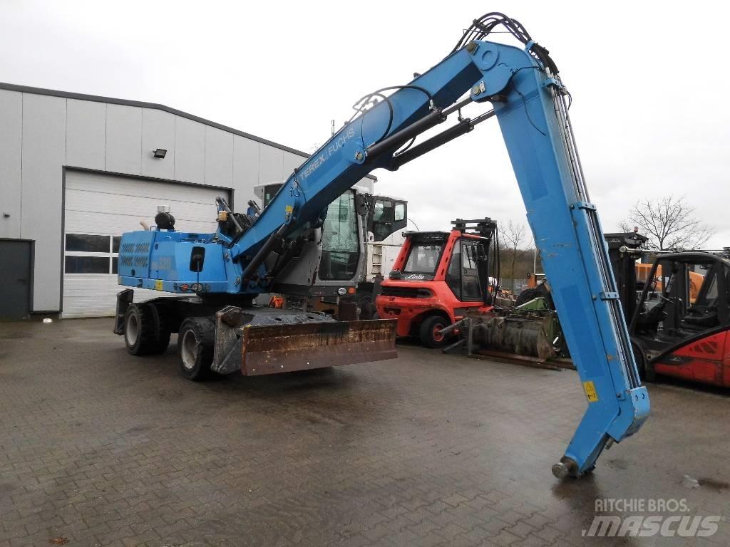 Fuchs MHL 320 Koparki przeładunkowe
