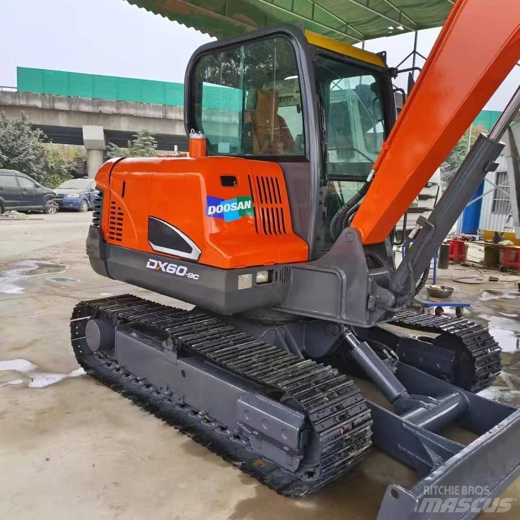 Doosan DX 60-9 C Koparki gąsienicowe