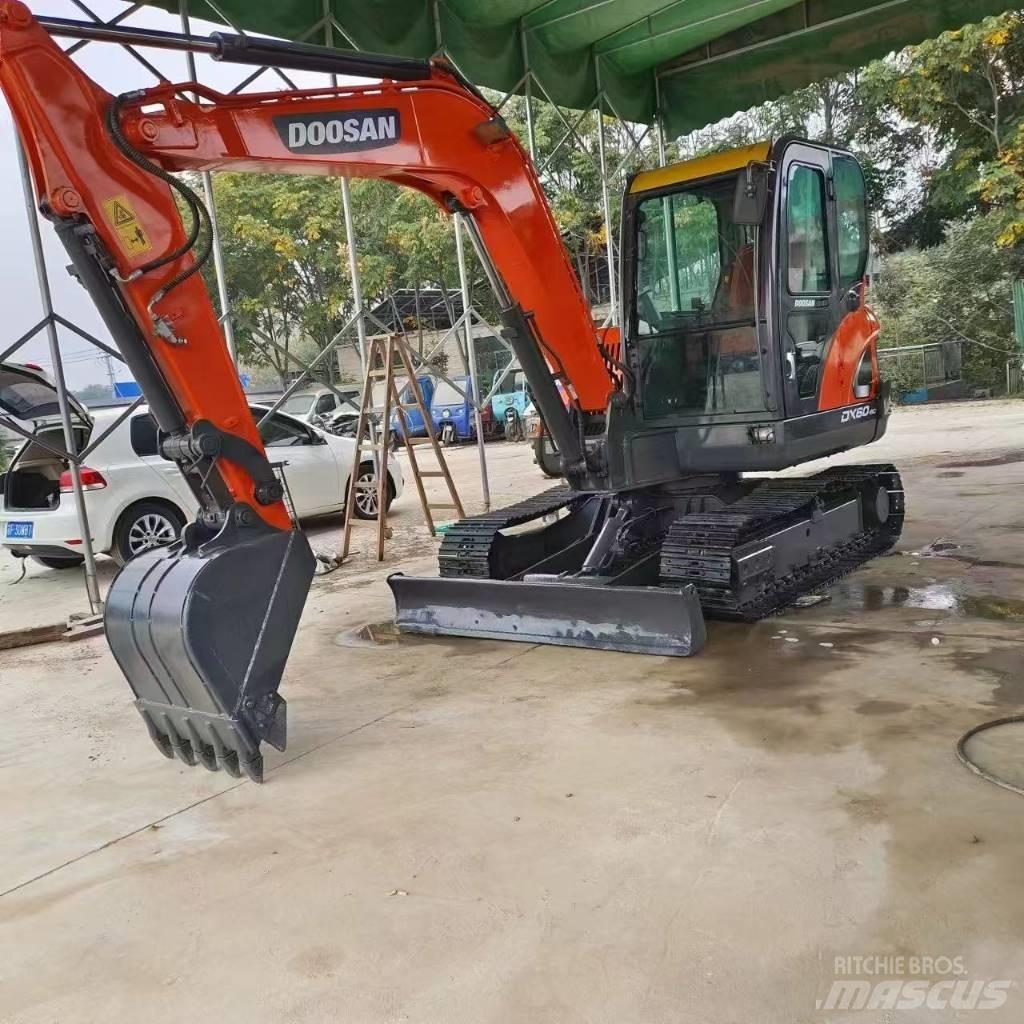 Doosan DX 60-9 C Koparki gąsienicowe