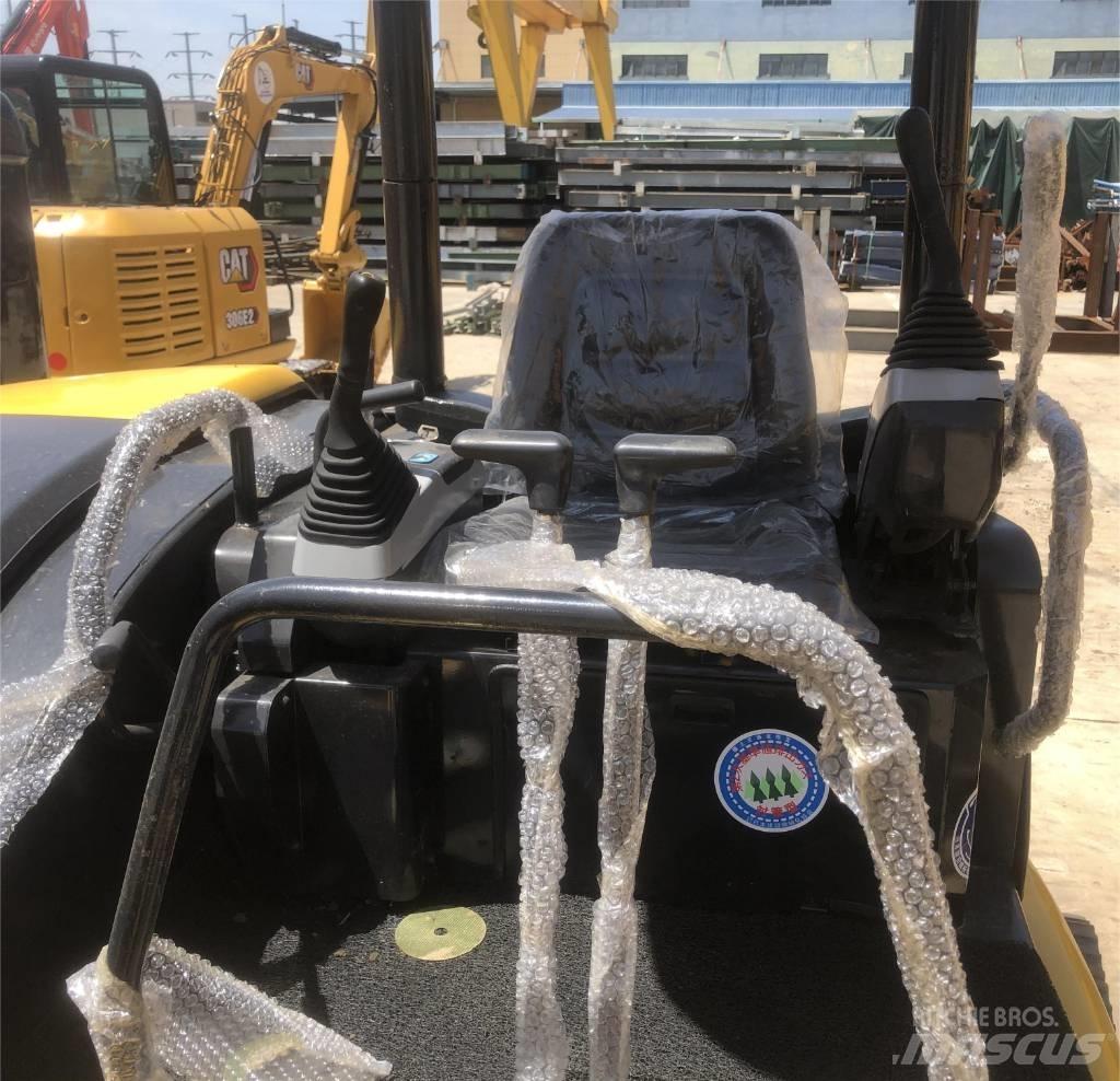 Komatsu PC 50 Minikoparki