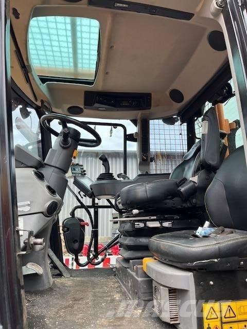 JCB Fastrac 4220 Ciągniki rolnicze