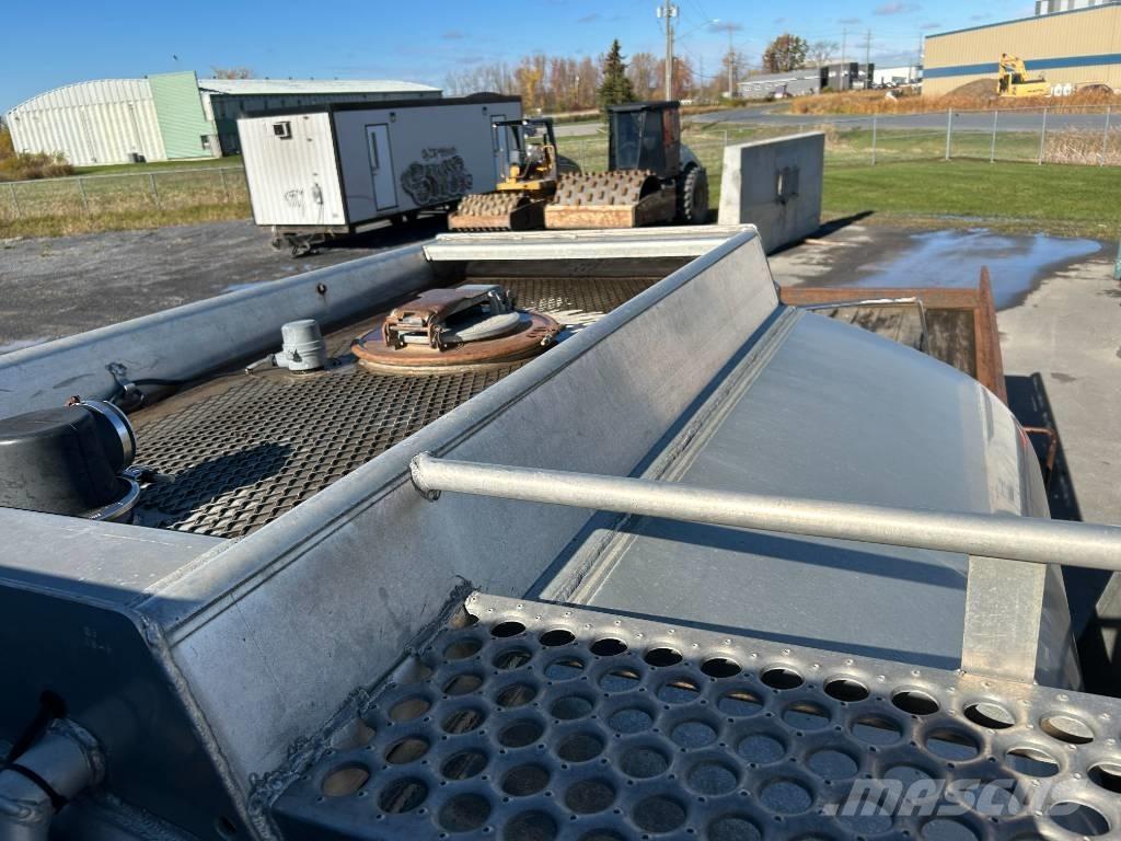 Kenworth T 800 Cysterna