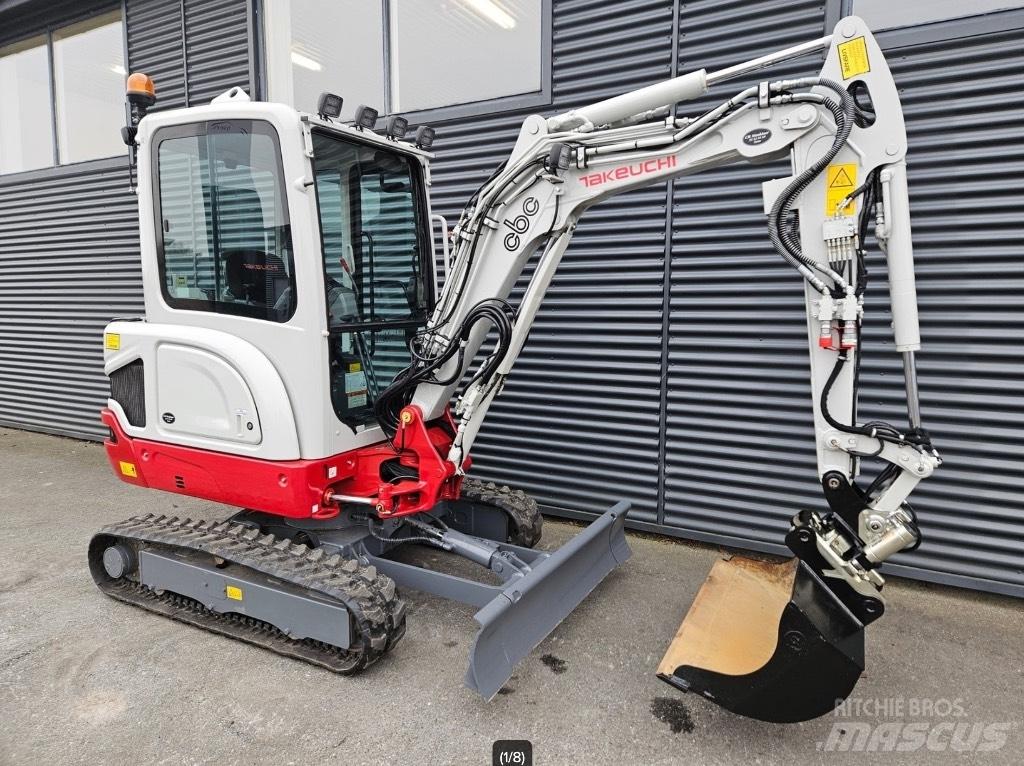 Takeuchi TB 225 Minikoparki