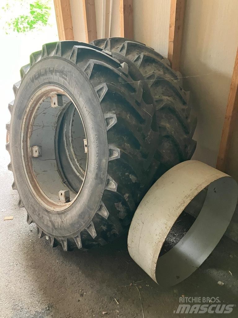  PARIPYÖRÄT 18.4R38 Opony, koła i felgi