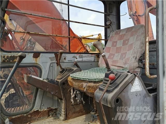 Hitachi EX200-1 Koparki gąsienicowe