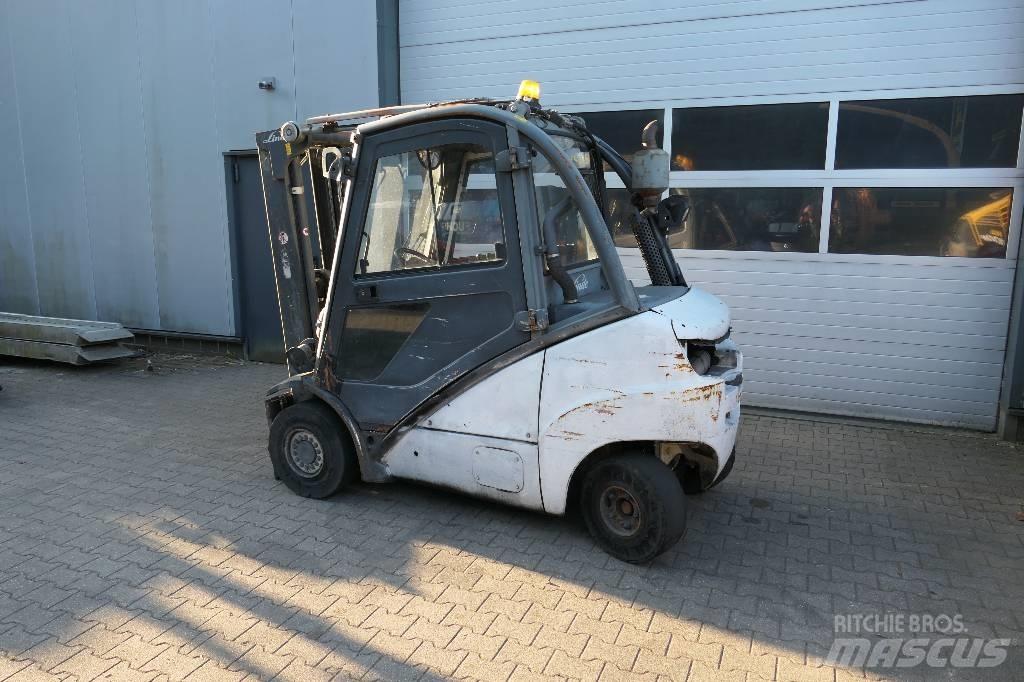 Linde H 30 D Wózki Diesla