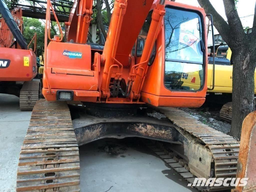 Doosan 220-7 Koparki gąsienicowe