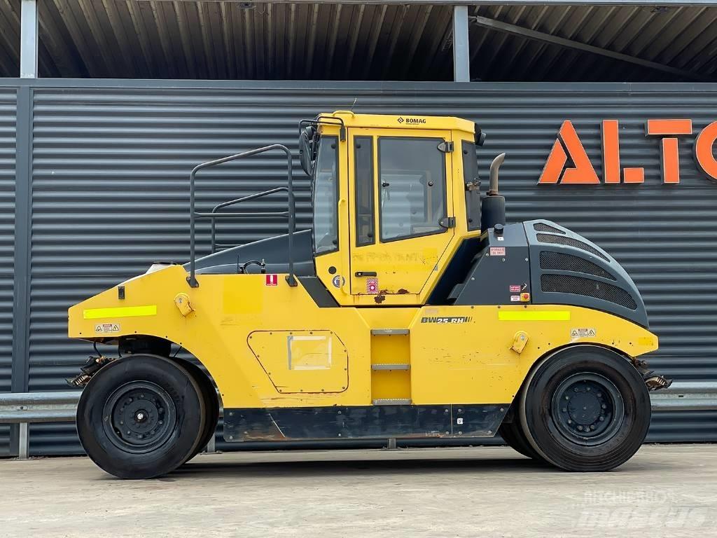 Bomag BW 25 RH Walce ogumione