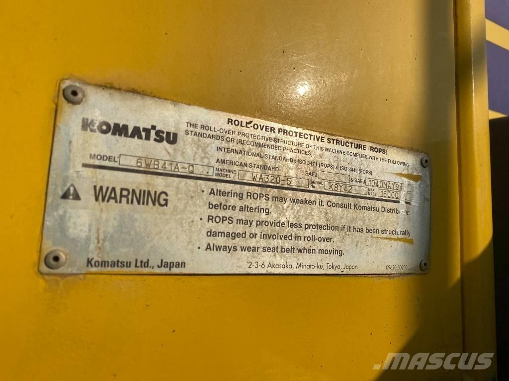 Komatsu WA 320-5 Ładowarki kołowe