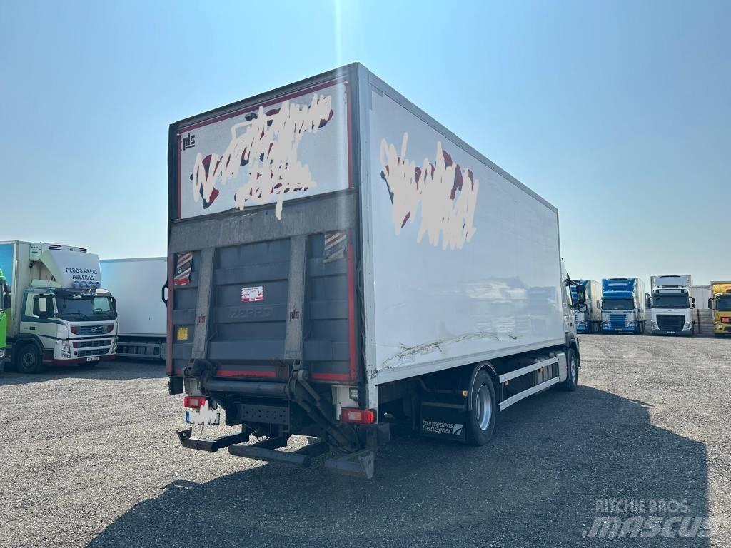Volvo FM serie 3801 Samochody ciężarowe ze skrzynią zamkniętą