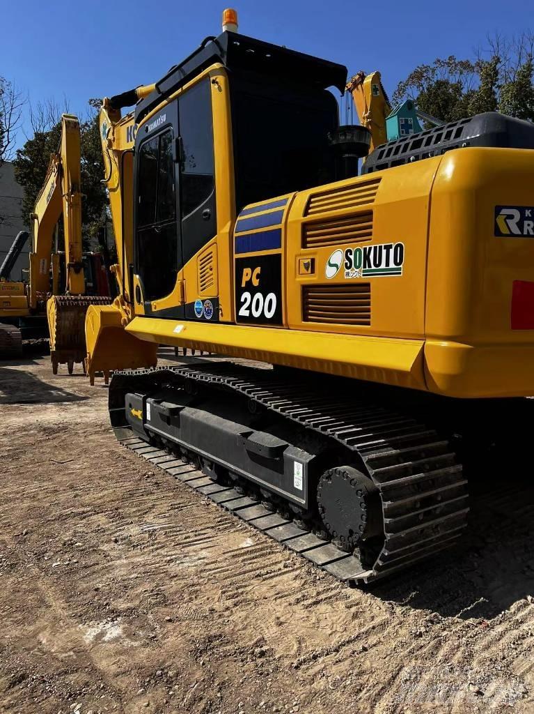 Komatsu PC 200-8N1 Koparki gąsienicowe