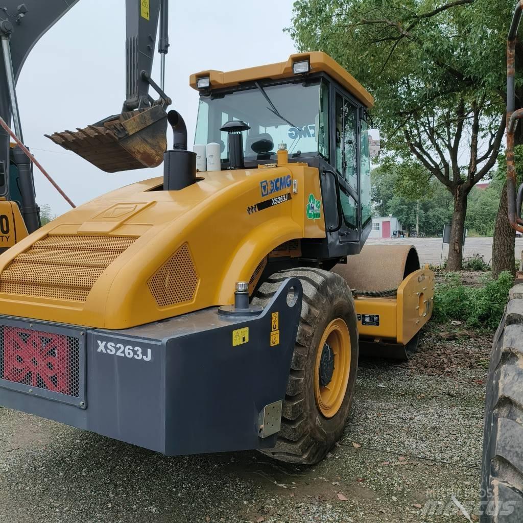 XCMG XS 263 J Walce jednobębnowe