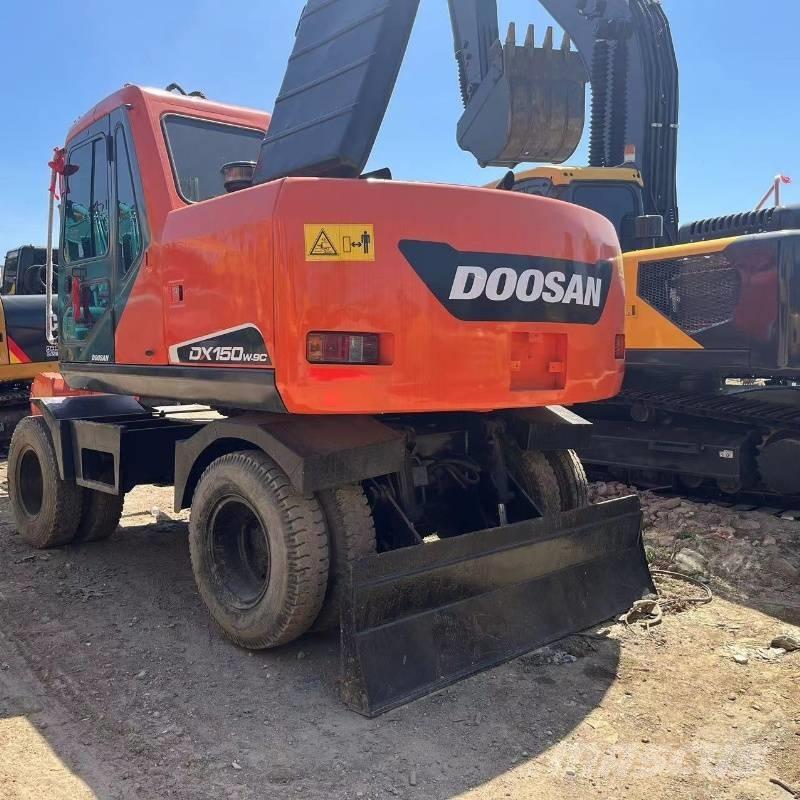 Doosan DX150W Koparki kołowe