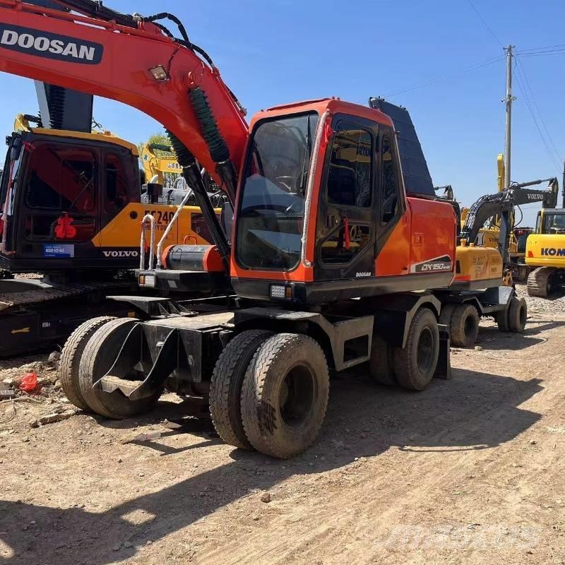 Doosan DX150W Koparki kołowe