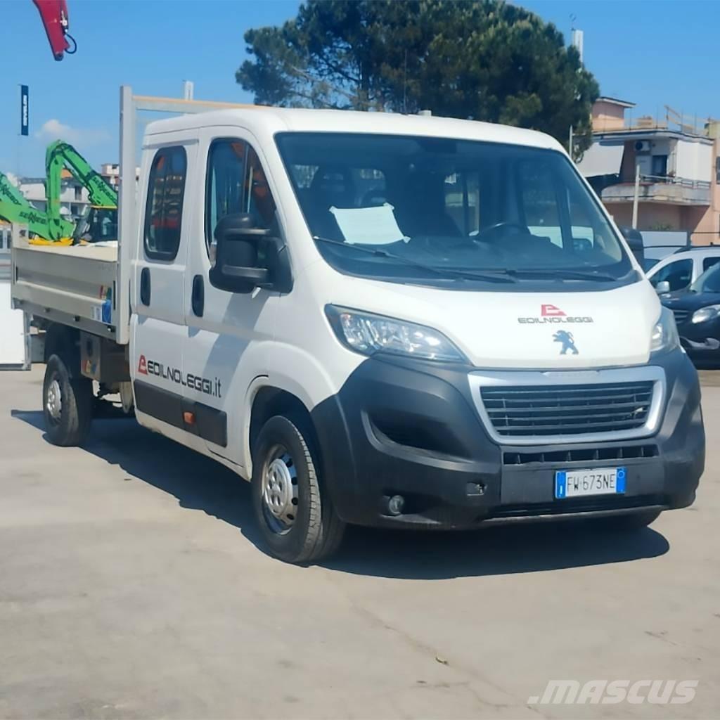 Peugeot Boxer Samochody dostawcze ze skrzynią zamkniętą