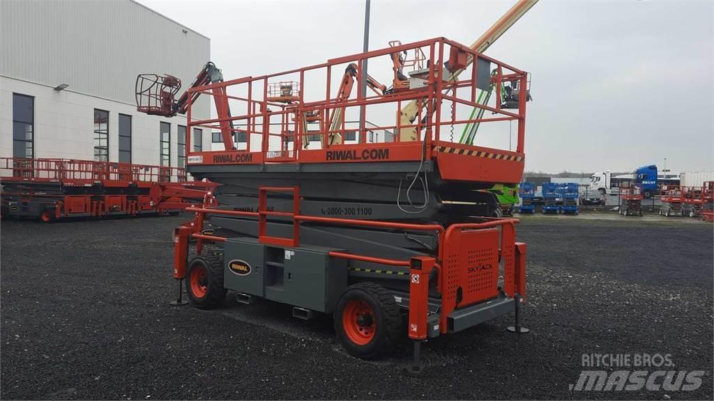 SkyJack 9250RT Podnośniki nożycowe
