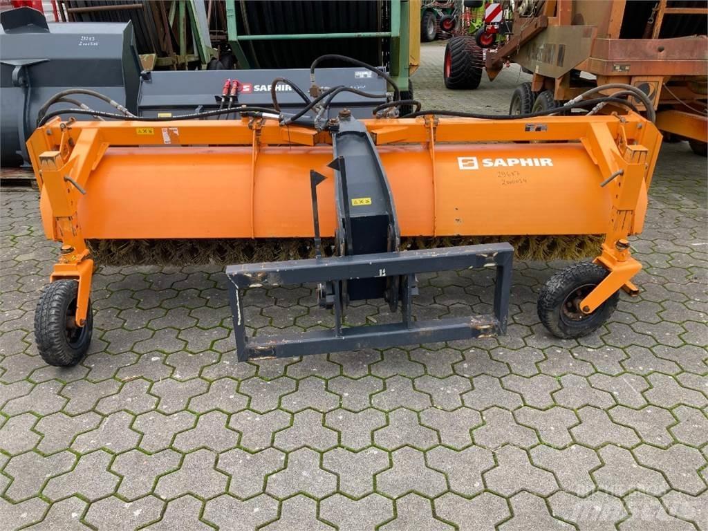 Saphir SKM 30 Zamiatarki - Zgarniarki - Odśnieżarki
