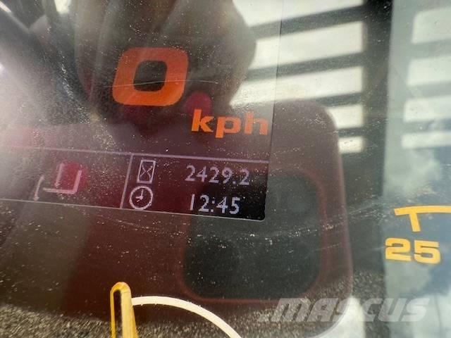 JCB 540-140 Ładowarki teleskopowe