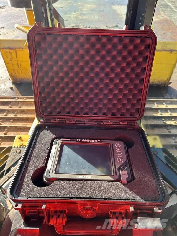 Komatsu D 61 PXi-24 Spycharki gąsienicowe