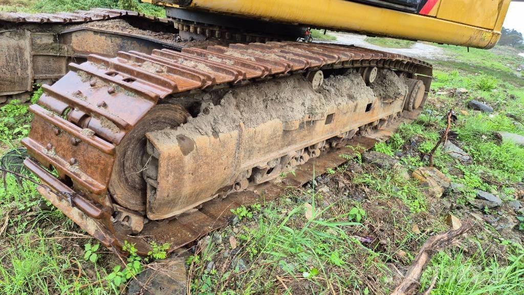CAT 329 D L Koparki gąsienicowe