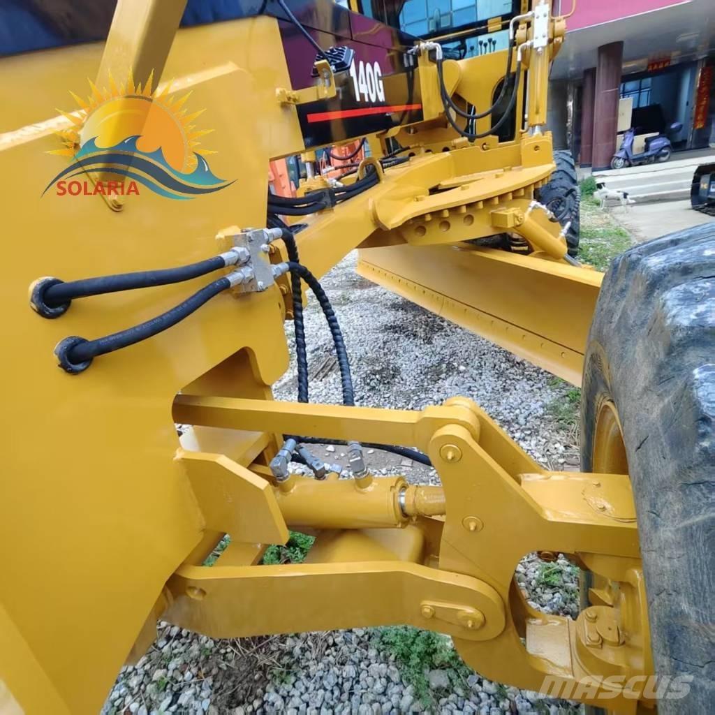CAT 140 G Równiarki