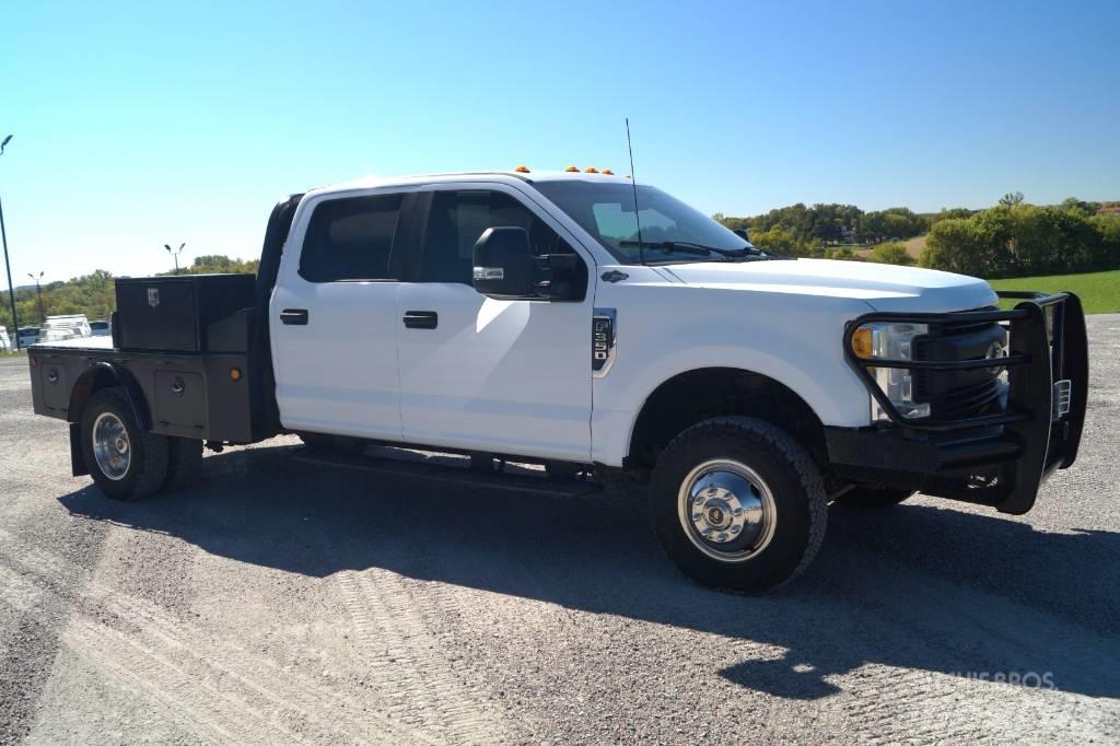 Ford F 350 XL SD Ciężarówki typu Platforma / Skrzynia
