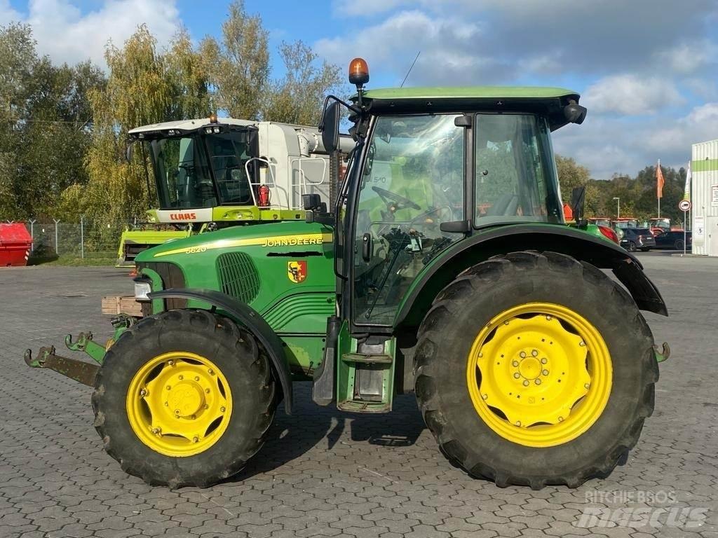 John Deere 5620 Ciągniki rolnicze