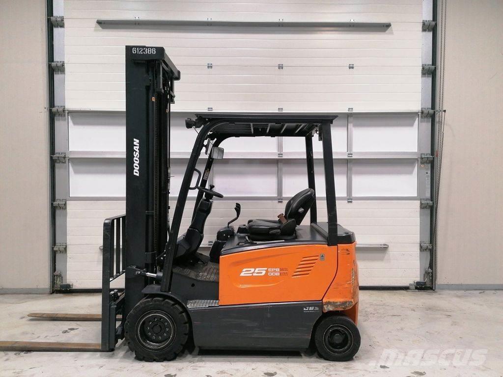 Doosan B25X-7 Wózki elektryczne