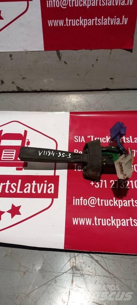 Volvo FH 12.   3172171 Kabiny i wnętrze