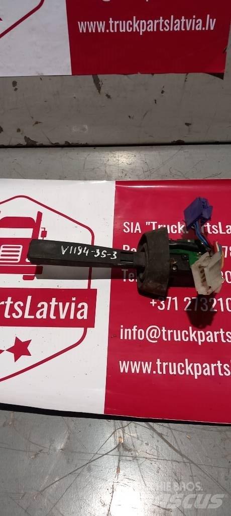 Volvo FH 12.   3172171 Kabiny i wnętrze