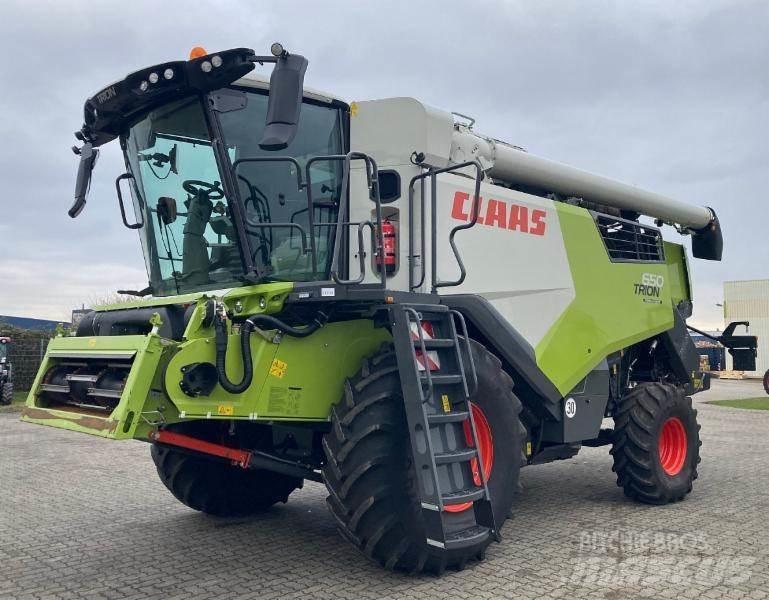 CLAAS TRION 650 Kombajny zbożowe