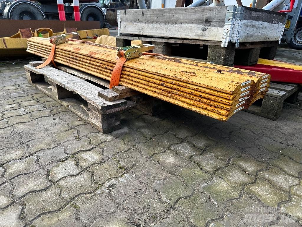 CAT 140 G Równiarki