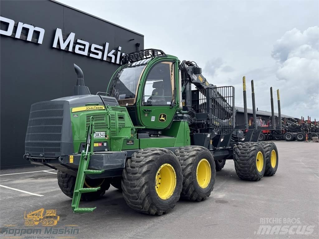 John Deere 1110G Forwardery