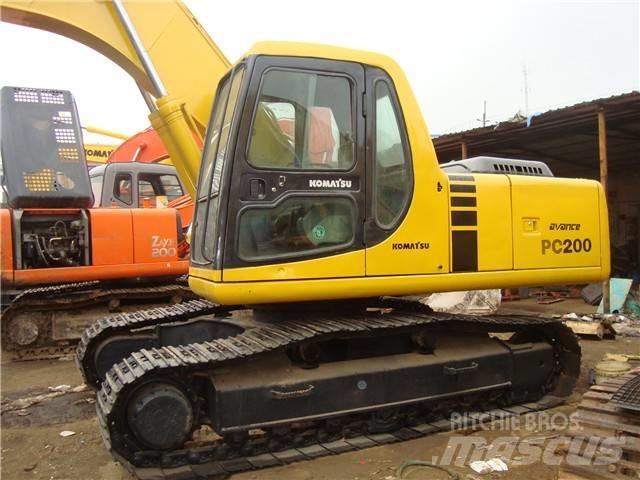 Komatsu PC 200 Koparki gąsienicowe