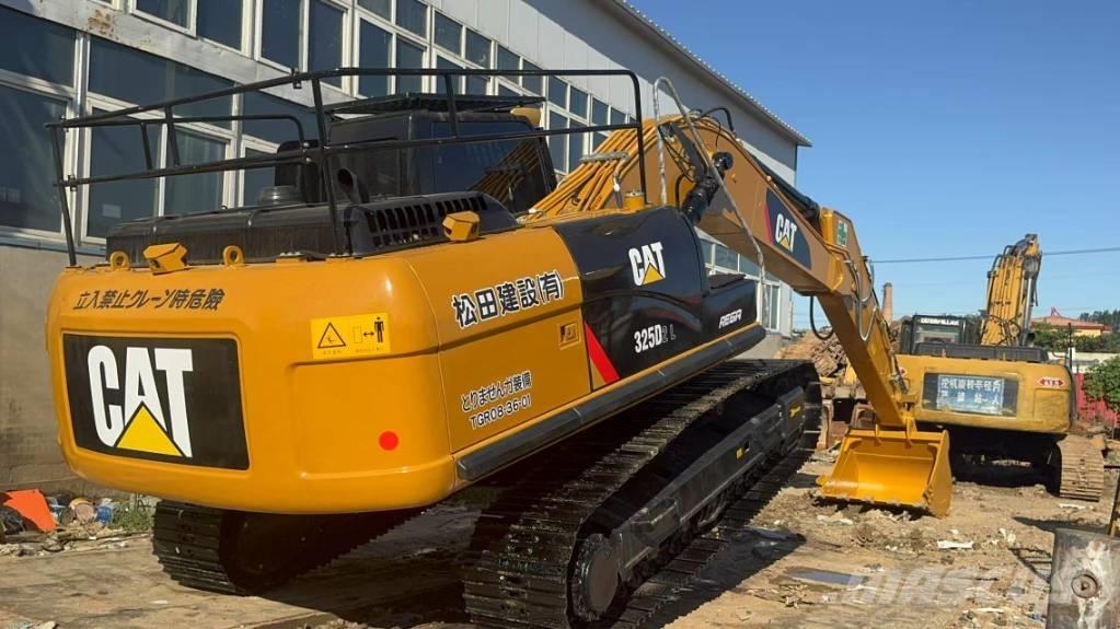 CAT 325 D L Koparki gąsienicowe