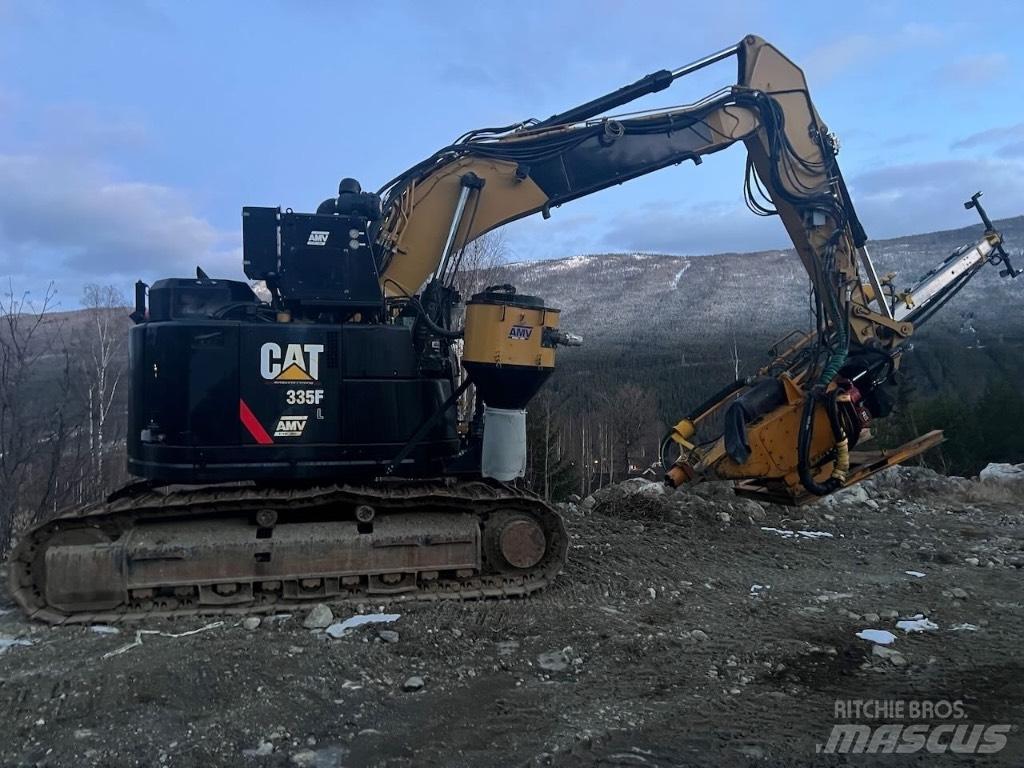 CAT 335 F L CR Wiertnice do nawierzchni
