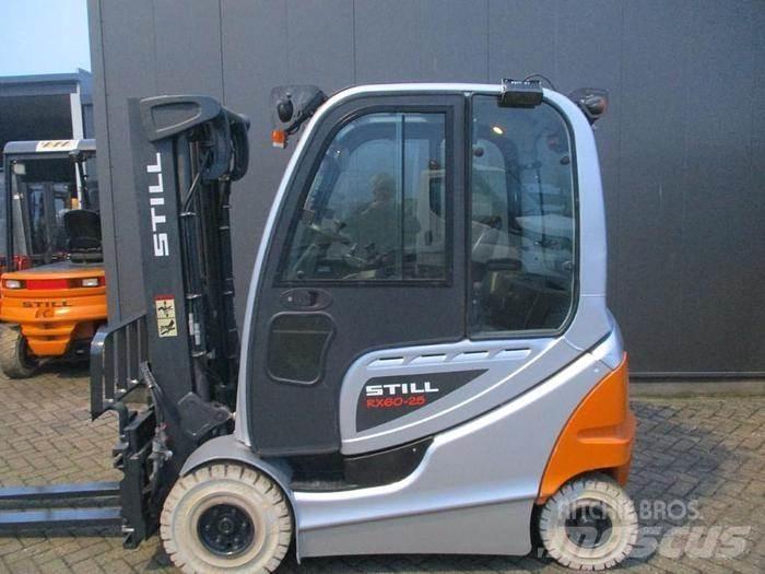 Still RX 60-25 Wózki elektryczne