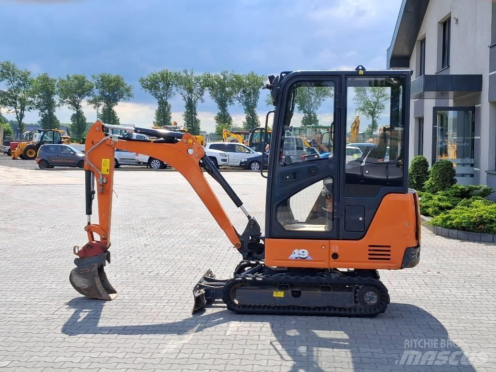 Hitachi ZX 19-6 Minikoparki