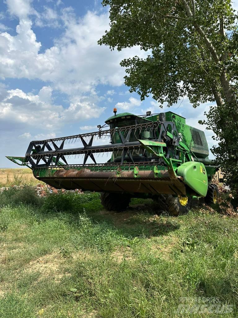 John Deere 1550 CWS Kombajny zbożowe